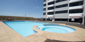 PRNQ Exterior Swimming Pool2 Dec 15 1600x800